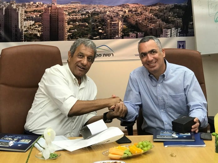 מנכל נגב גליל עם ראש העירייה